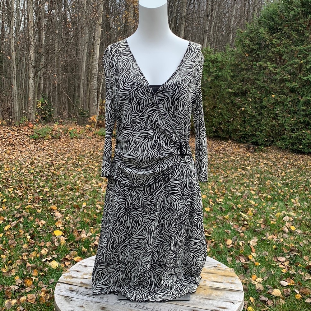 LAST CHANCE ✨ BCBGMaxAzria ⎮ Zebra wrap dress